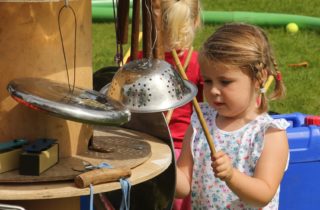 Loose Parts Play in Preschool: A Guide for Educators and Parents